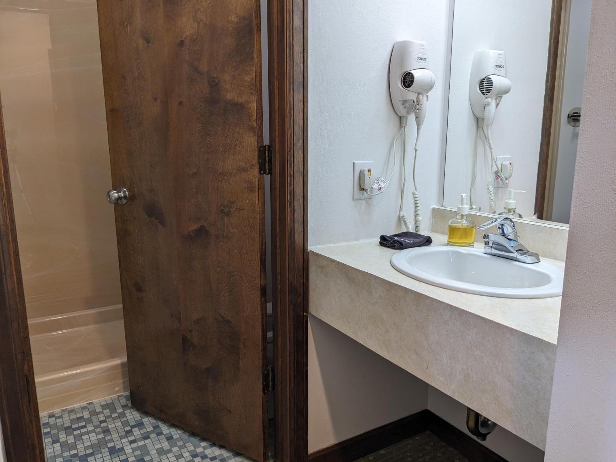 South Side Inn - バーリントン エクステリア 写真